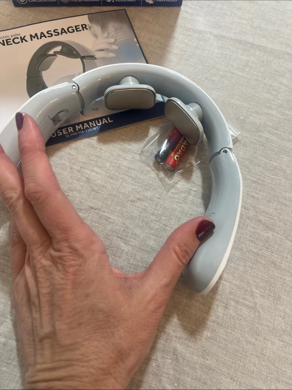 Sealy Electronic Pulse Neck Massager (MA-110). NIB